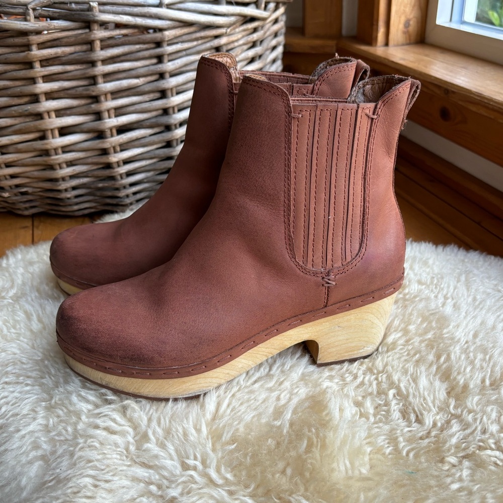 Women's Brown Leather Clog Ankle Boots - Picture 3 of 11